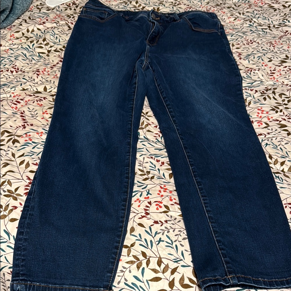 Chico's Blue Cropped Straight Leg Jeans with Classic Style - Picture 7 of 8